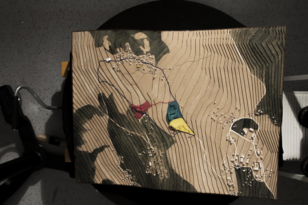 Maquette 20, colour-zoned top-down plan