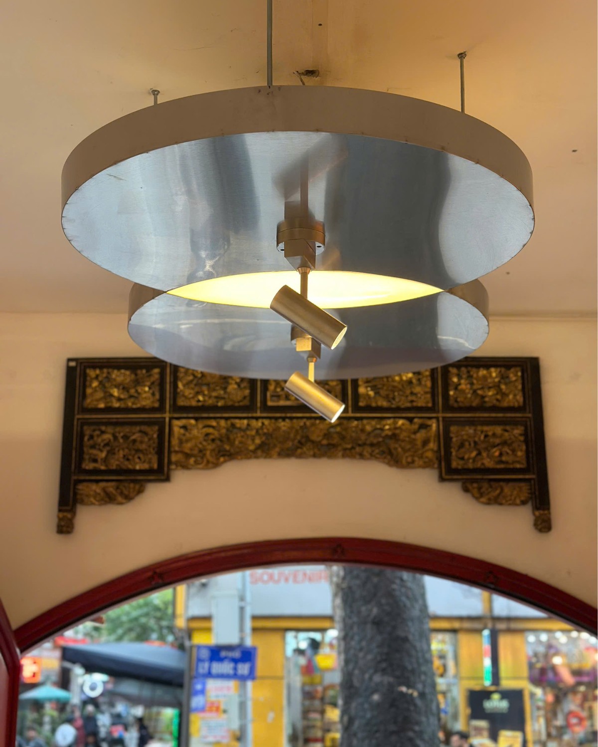 Giao Nguyen Lamp
